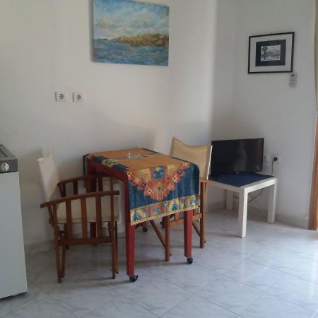 Apartment In Poros Poros Town 外观 照片